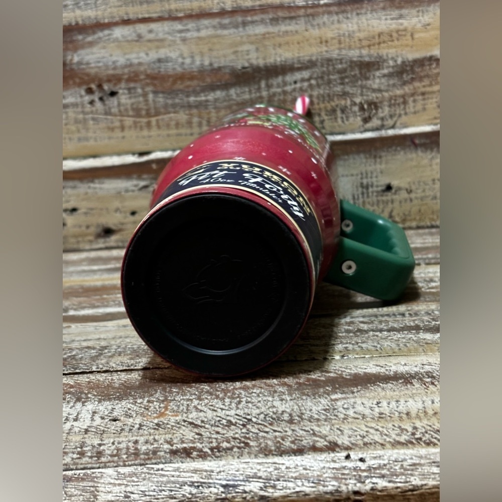 🎄2024 40 oz Bucee’s Christmas Tumbler🎄 - Picture 6 of 13